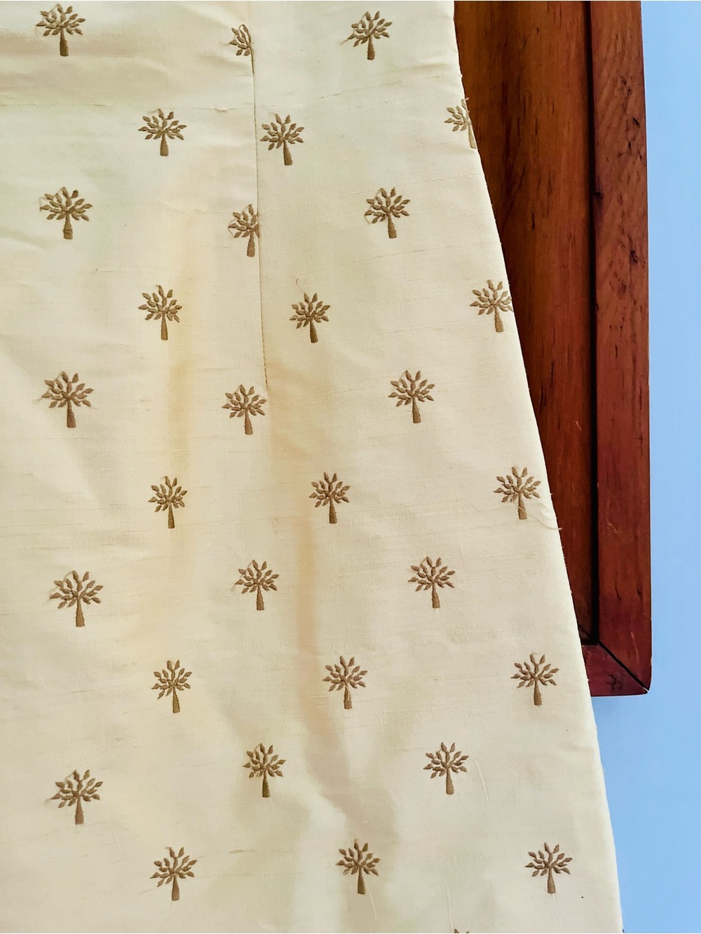 1990s Vintage early J. McLaughlin Yellow Embroidered Shift Dress - Picture 2 of 3